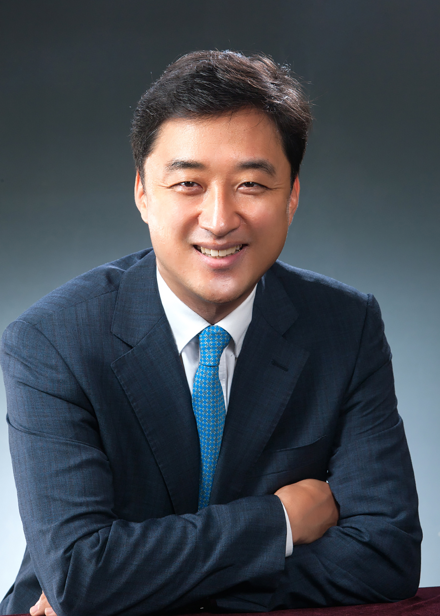 Tony Dongwook Kang
